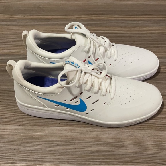 Nike SB Nyjah Summit White Light Blue Fury - Picture 2 of 2